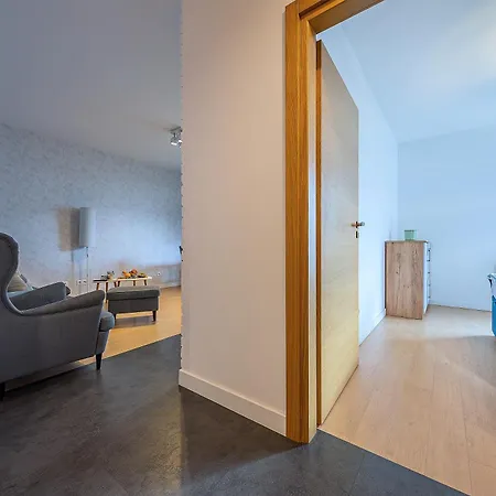 Nad Morzem One Apartment *